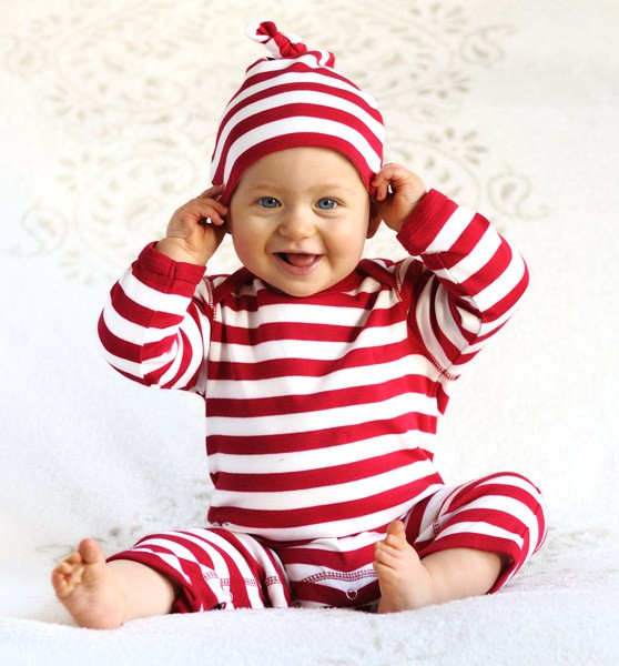 Rote babykleidung